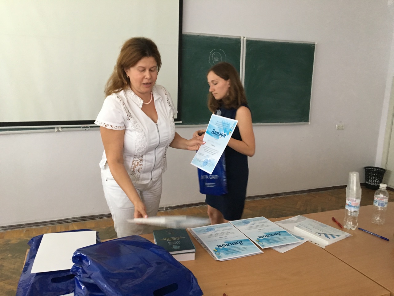 7B3893C3-1292-40E8-B0ED-1B01E9841681.jpg 7B3893C3-1292-40E8-B0ED-1B01E9841681.jpg